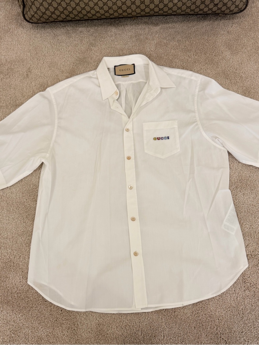 Gucci White Men’s Button-Down Shirt with Subtle Embroidered Logo